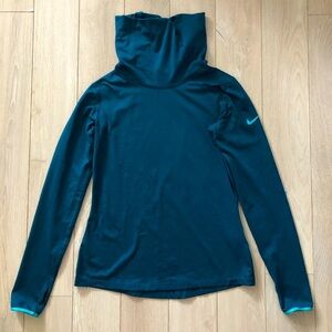 Nike Pro Dri-Fit Running Long Sleeve Top with Thumb Holes in EmeraldGreen Size M